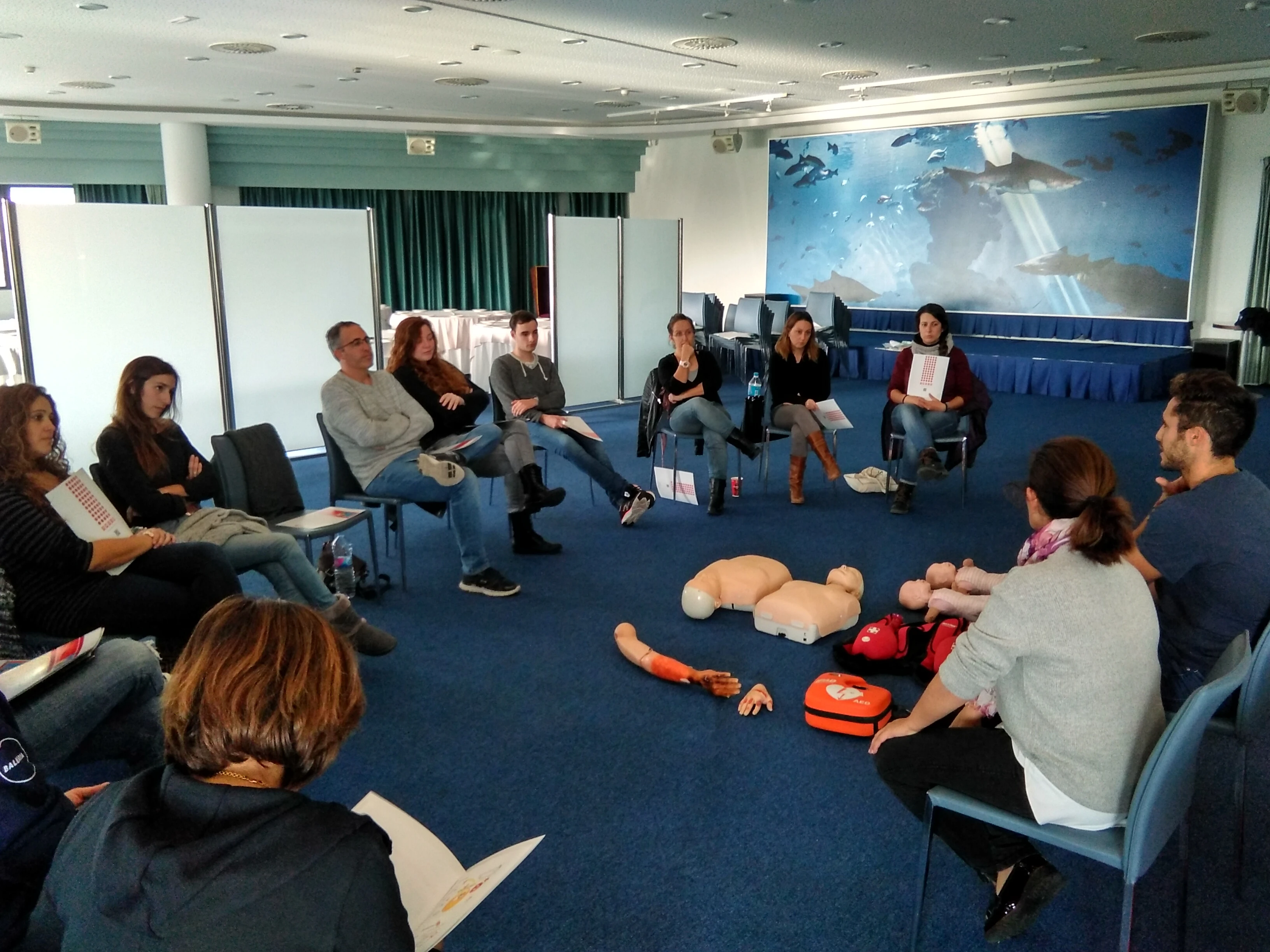 Los voluntarios del Centro de Rescate han recibido formación en protección y primeros auxilios