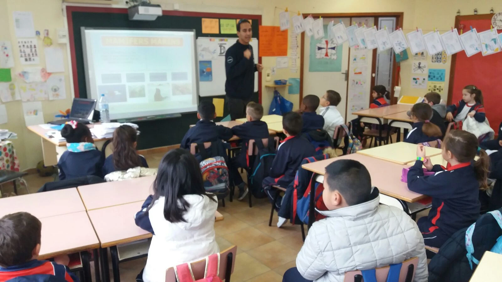 La Fundación Palma Aquarium visita las aulas del Colegio El Temple