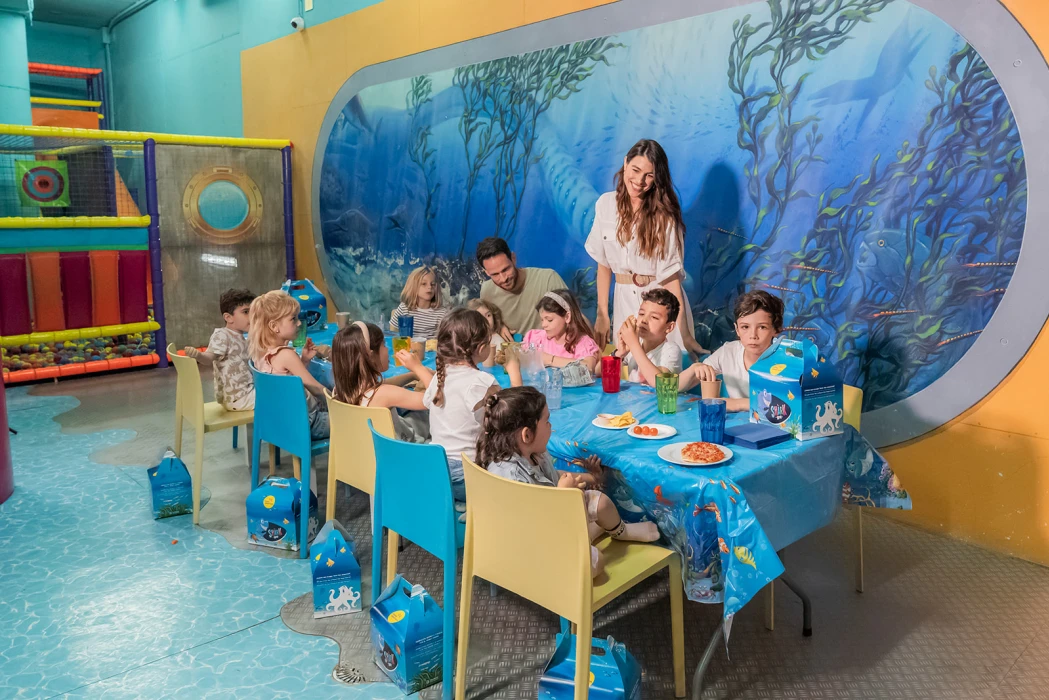 Feiern Sie einen originellen Kindergeburtstag im Palma Aquarium mit jeder Menge ozeanischem Spaß 
